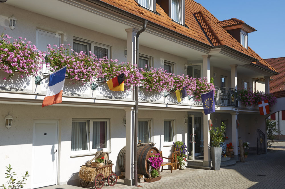 Hotel Loewen Garni Oberrimsingen Kültér fotó